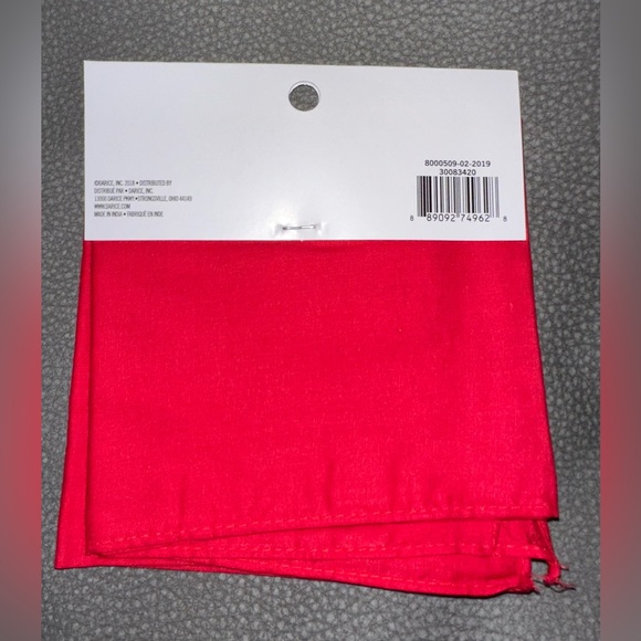Darice Vibrant Rouge Cotton Bandana - Picture 3 of 4